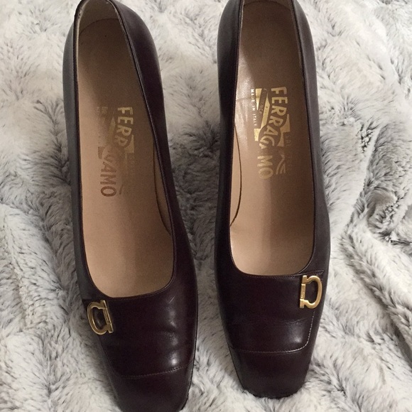 Salvatore Ferragamo shoes - Picture 1 of 3
